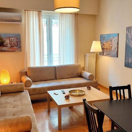 Grand Apartment In Parliament Square Athènes Extérieur photo